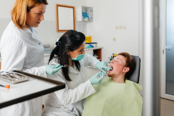 Best Emergency Dentist for Knocked-Out Tooth in Du Quoin, IL